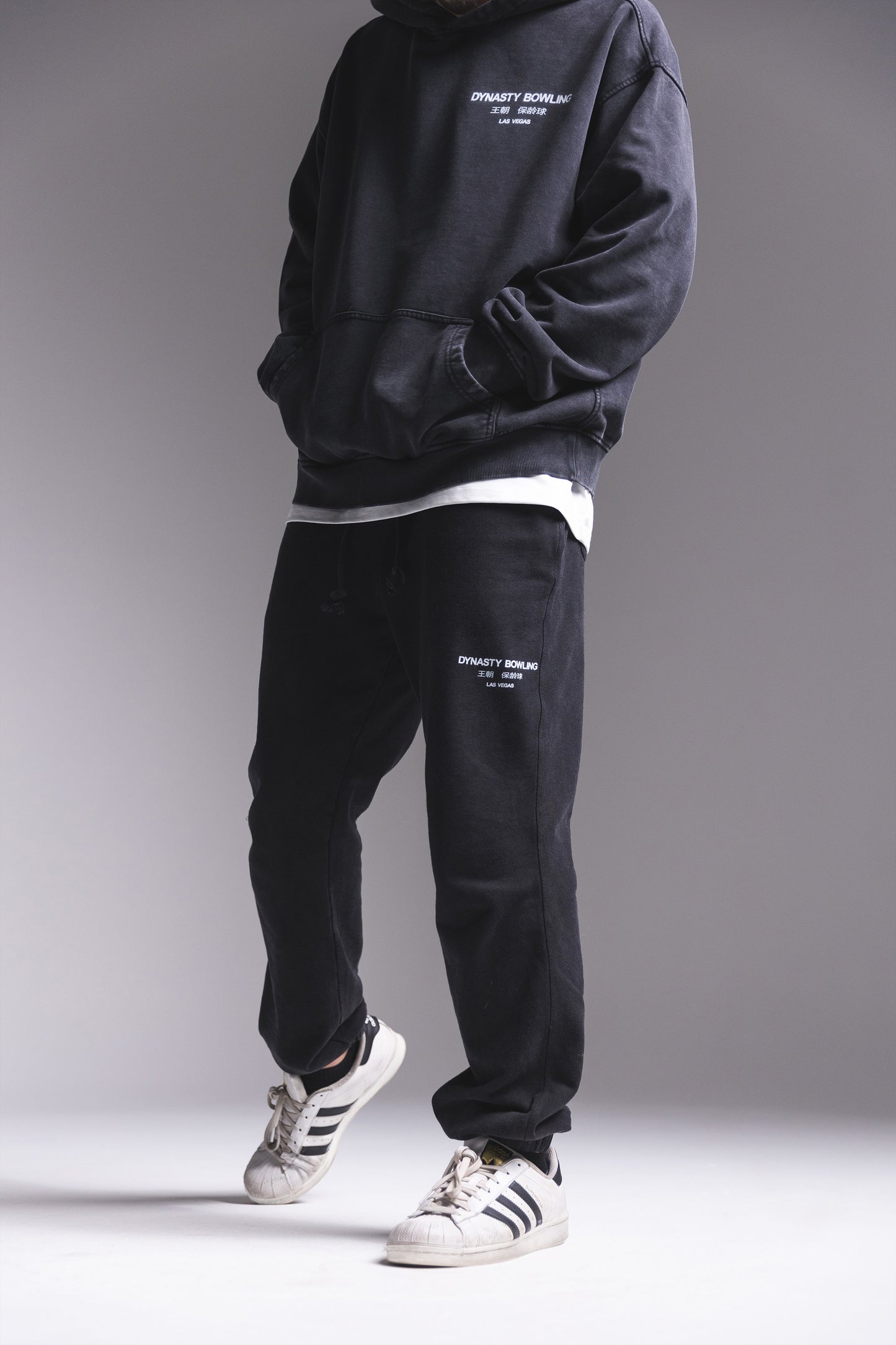 FOUNDATIONS HEAVYWEIGHT SWEATPANTS